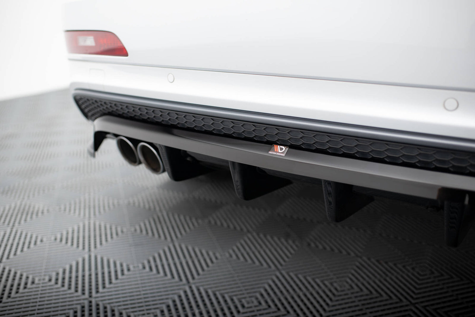 Zestaw Splitterów Maxton Design Audi Q3 S-Line 8U