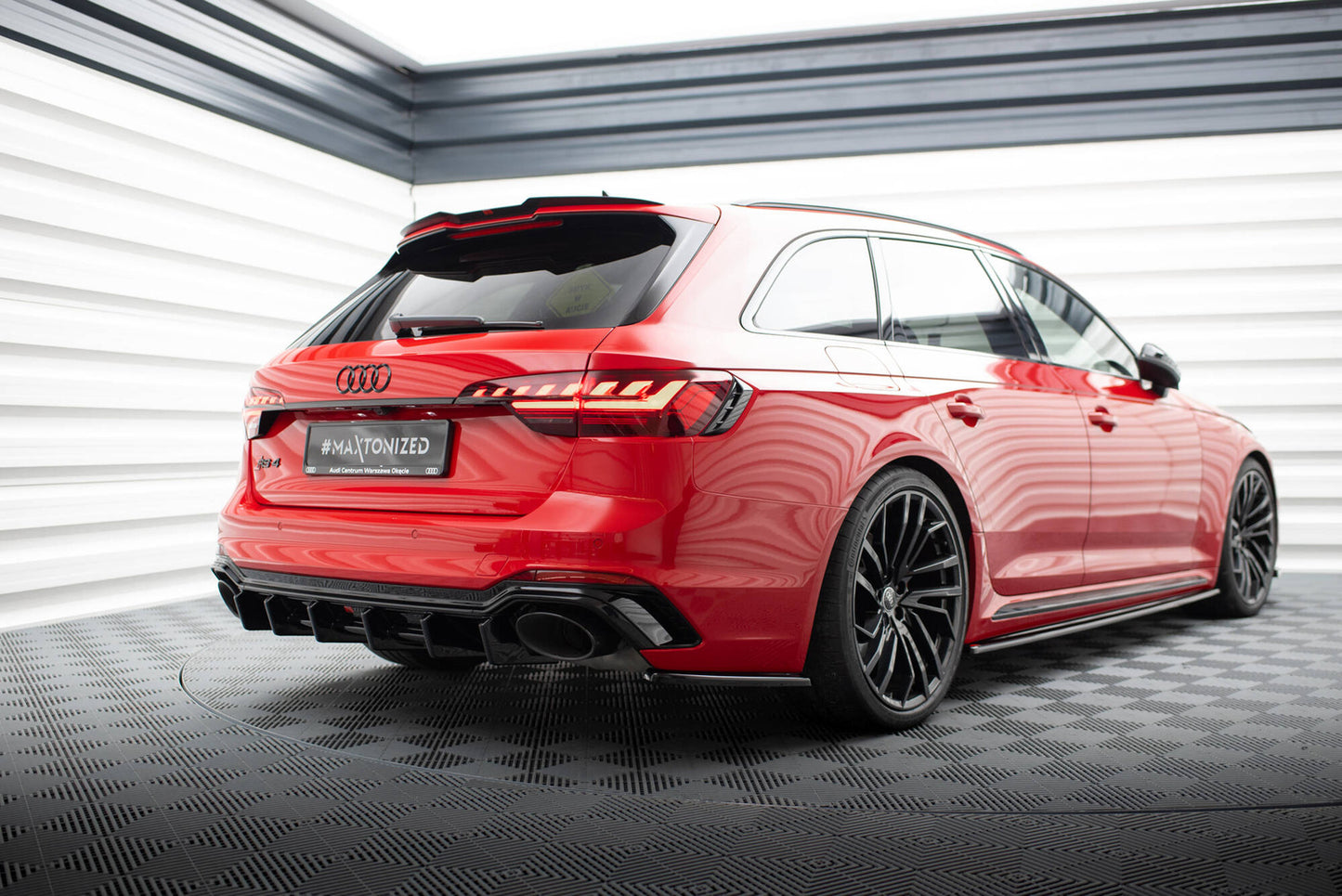 Zestaw Splitterów Maxton Design Audi RS4 B9 Facelift