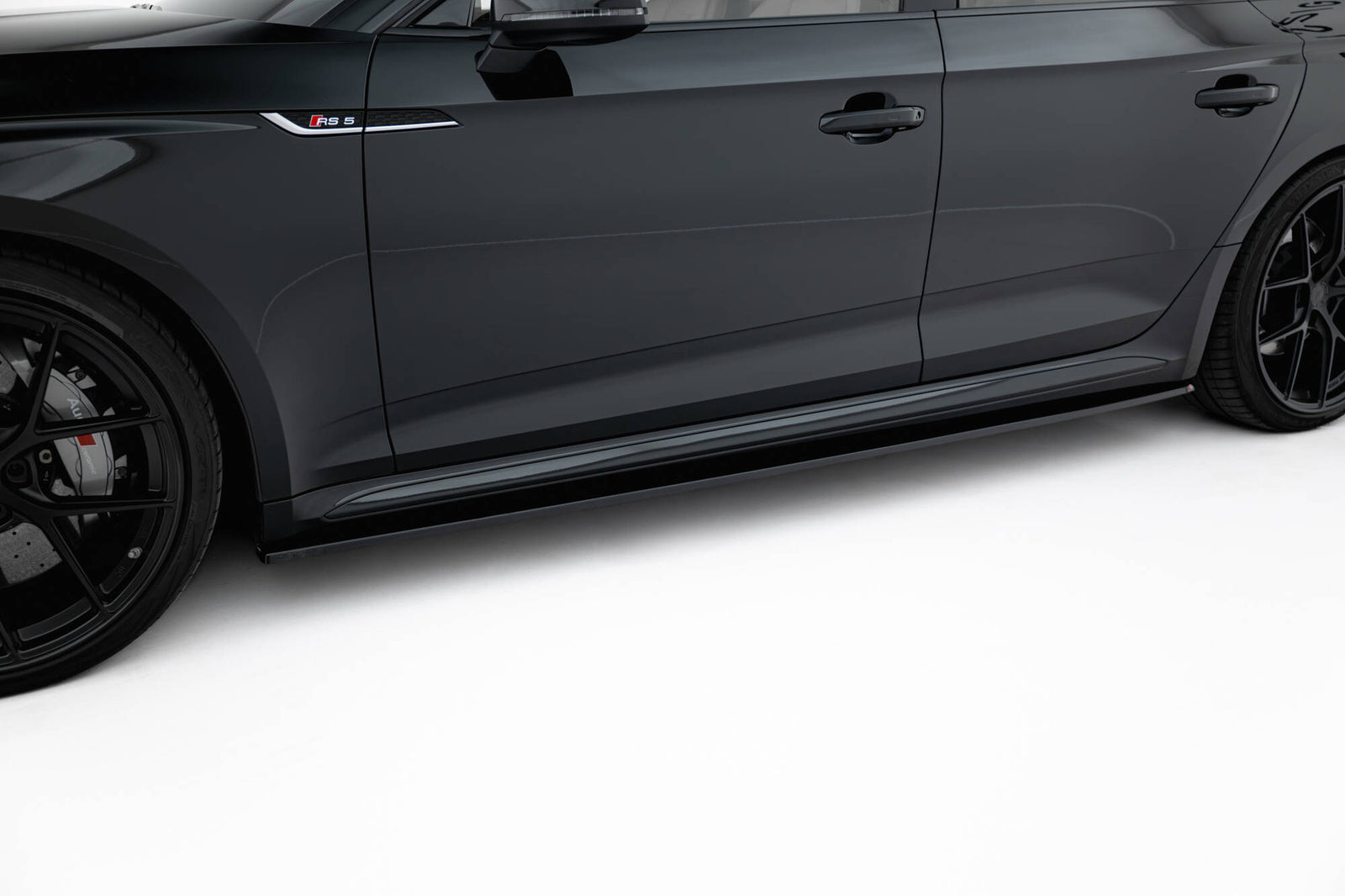Zestaw Splitterów Maxton Design Audi RS5 Sportback F5