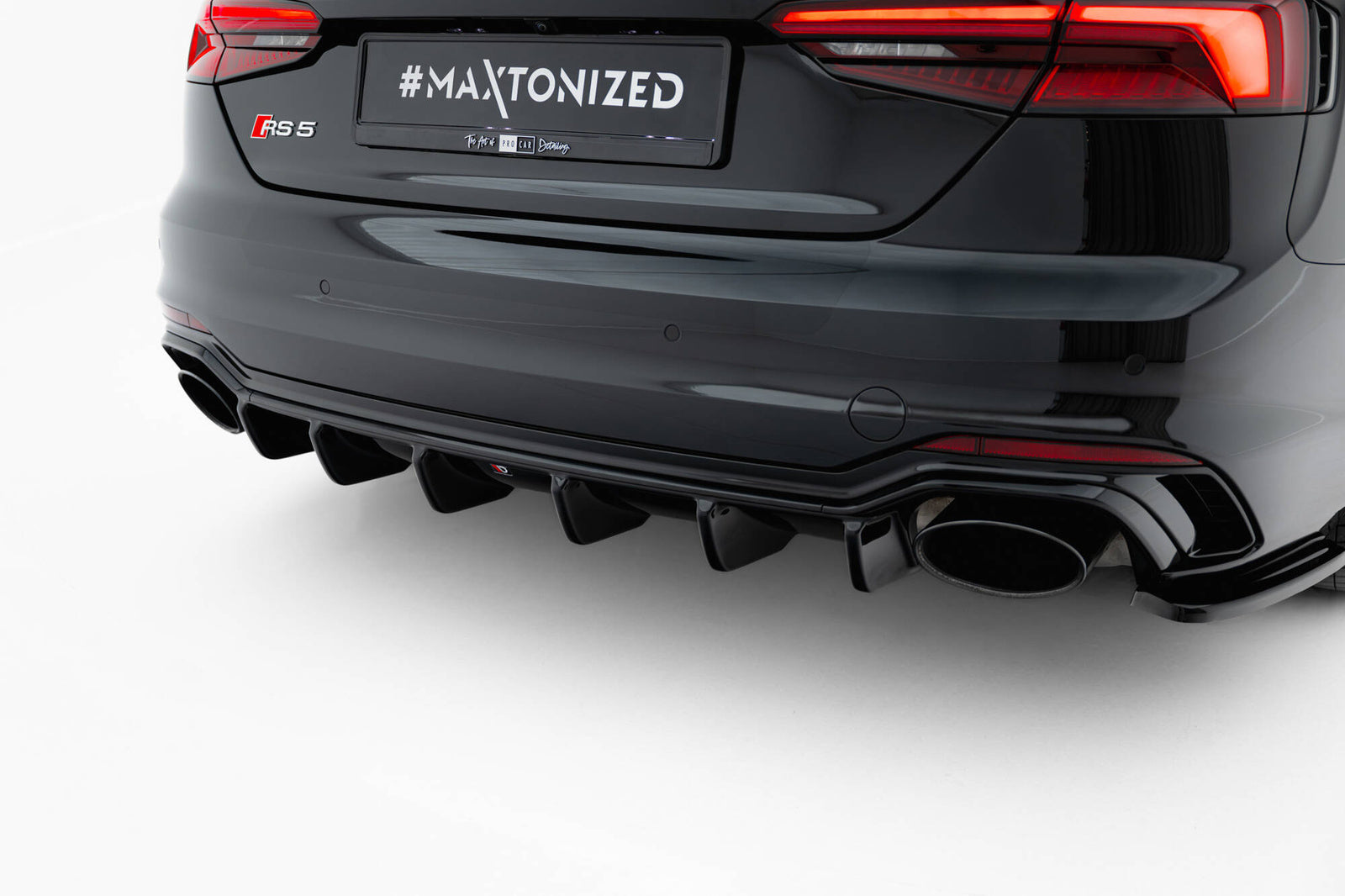 Zestaw Splitterów Maxton Design Audi RS5 Sportback F5