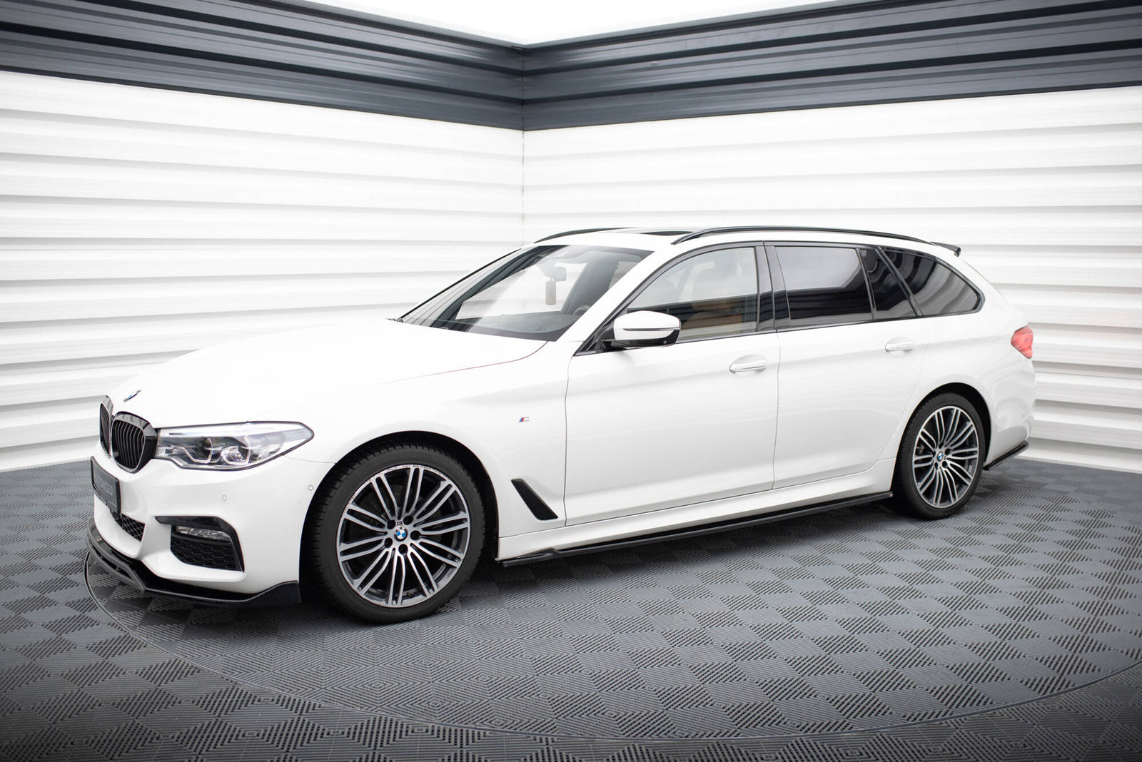 Zestaw Splitterów Maxton BMW 5 Touring G31 M-Pack