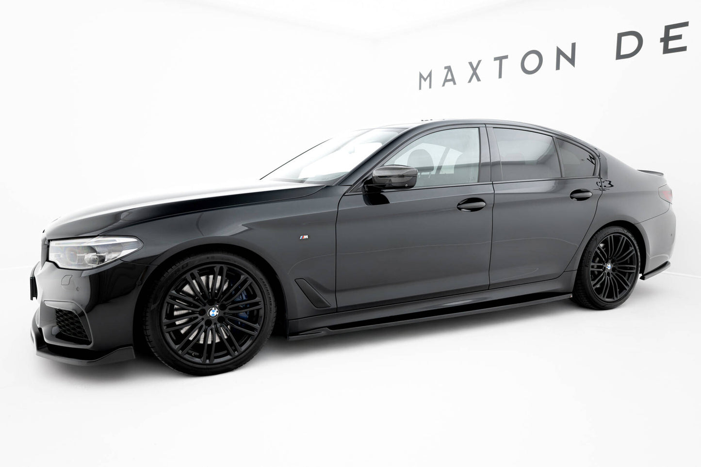 Zestaw Splitterów Maxton BMW M550i G30 Sedan