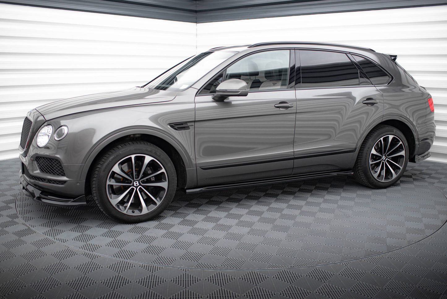 Zestaw Splitterów Maxton Design Bentley Bentayga Mk1