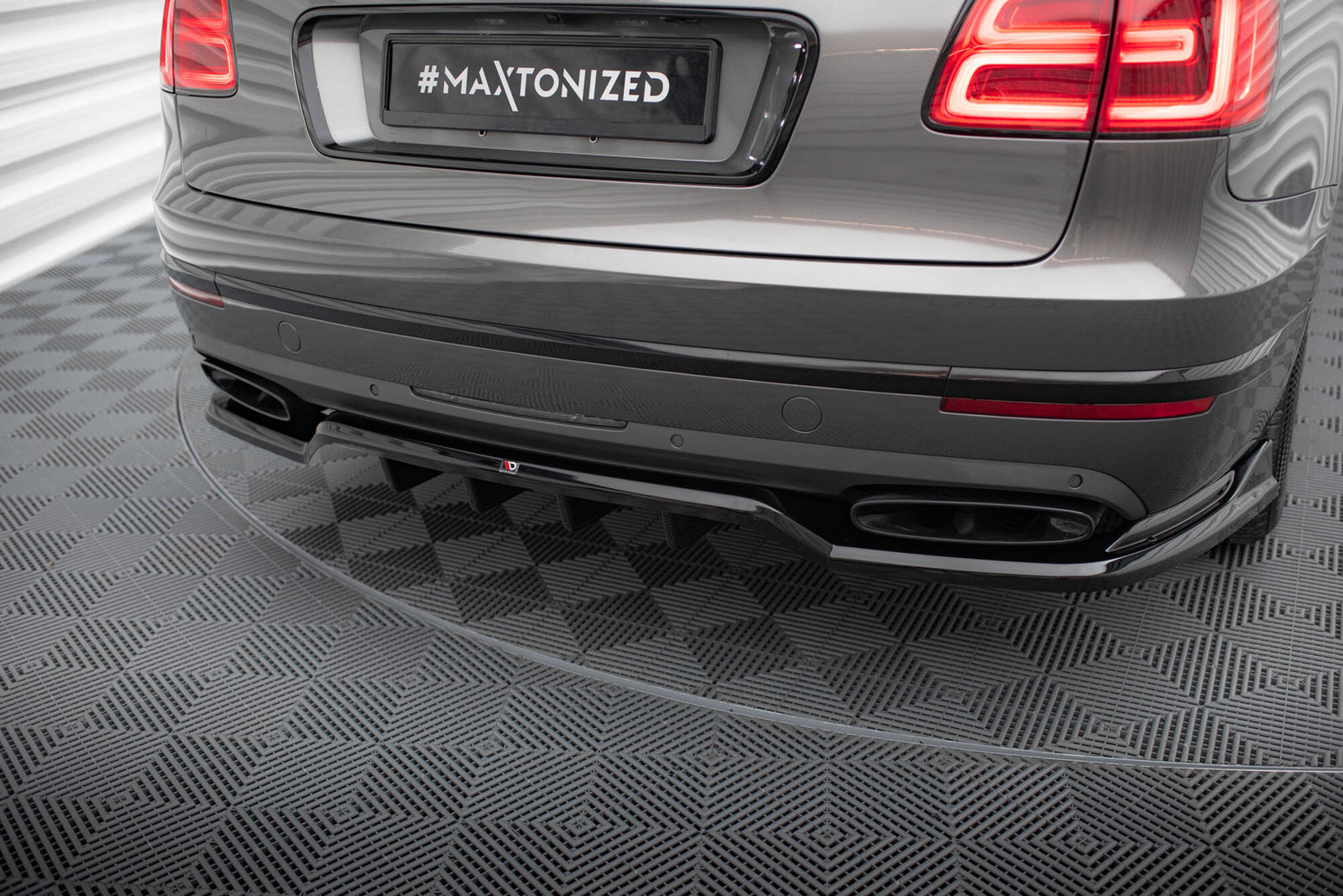 Zestaw Splitterów Maxton Design Bentley Bentayga Mk1