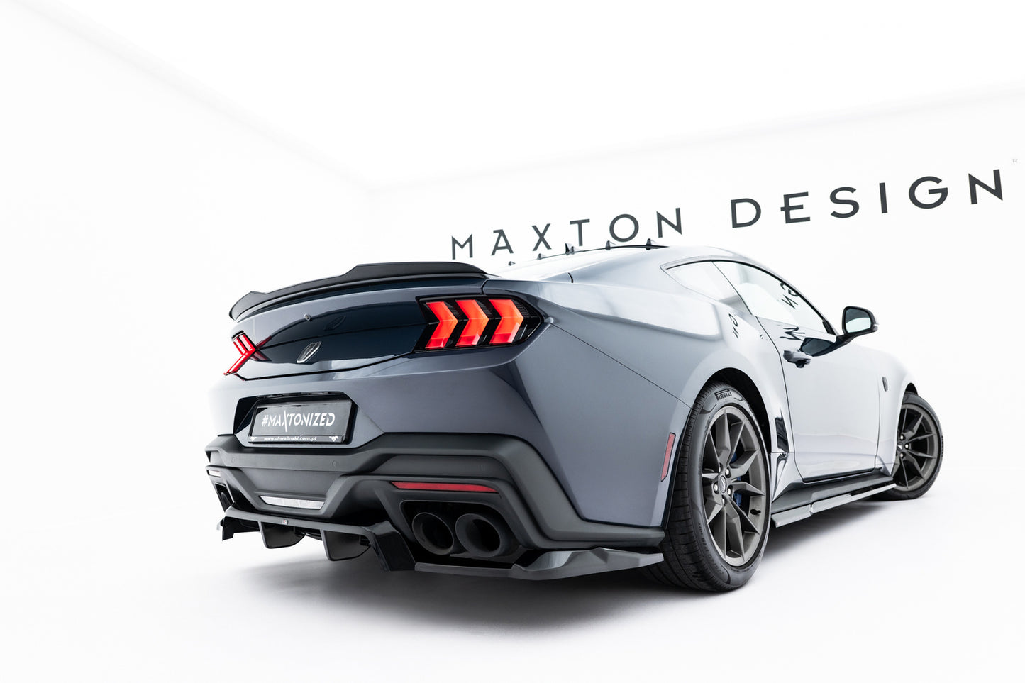 Zestaw Splitterów Maxton Design Ford Mustang Dark Horse Mk7