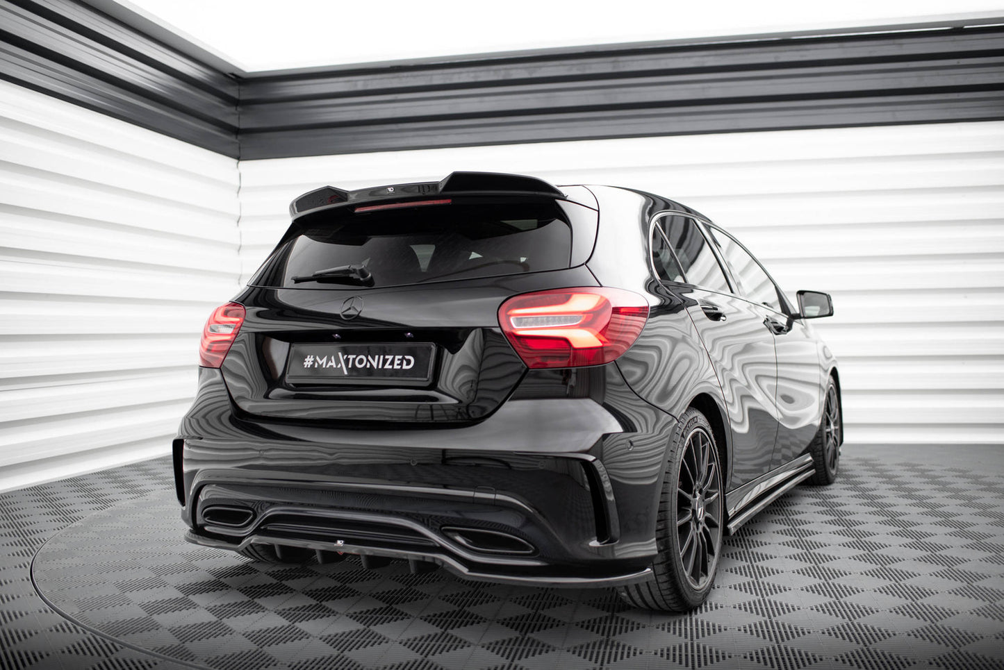 Zestaw Splitterów Maxton Mercedes A W176 AMG-Line Facelift