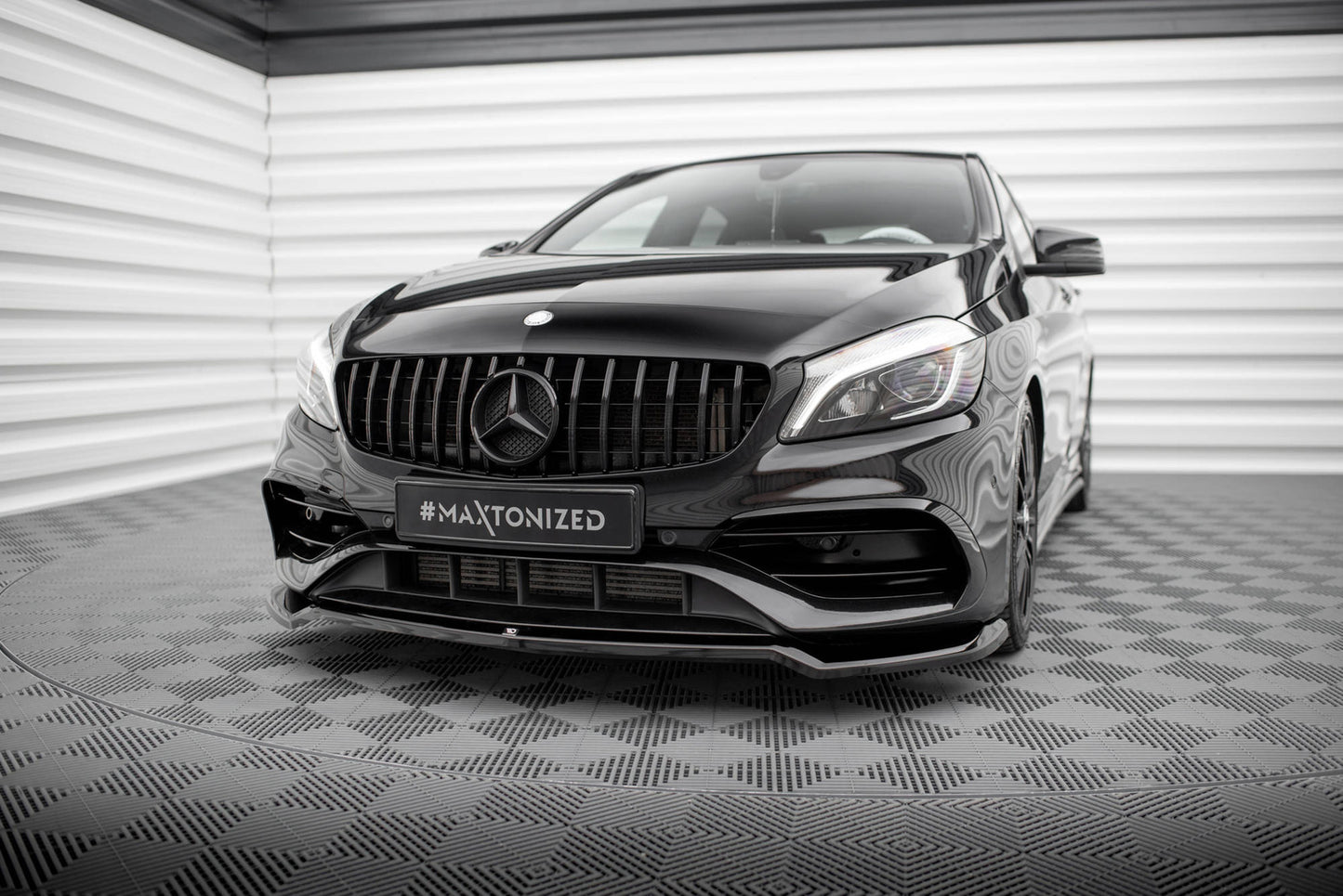 Zestaw Splitterów Maxton Mercedes A W176 AMG-Line Facelift