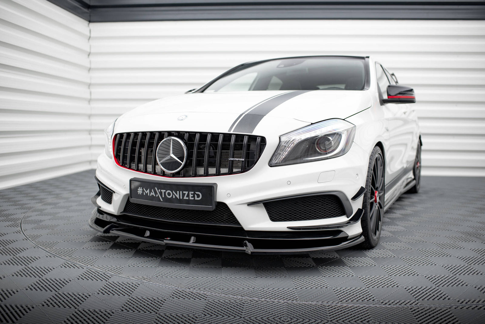 Zestaw Splitterów Maxton Mercedes A45 AMG W176