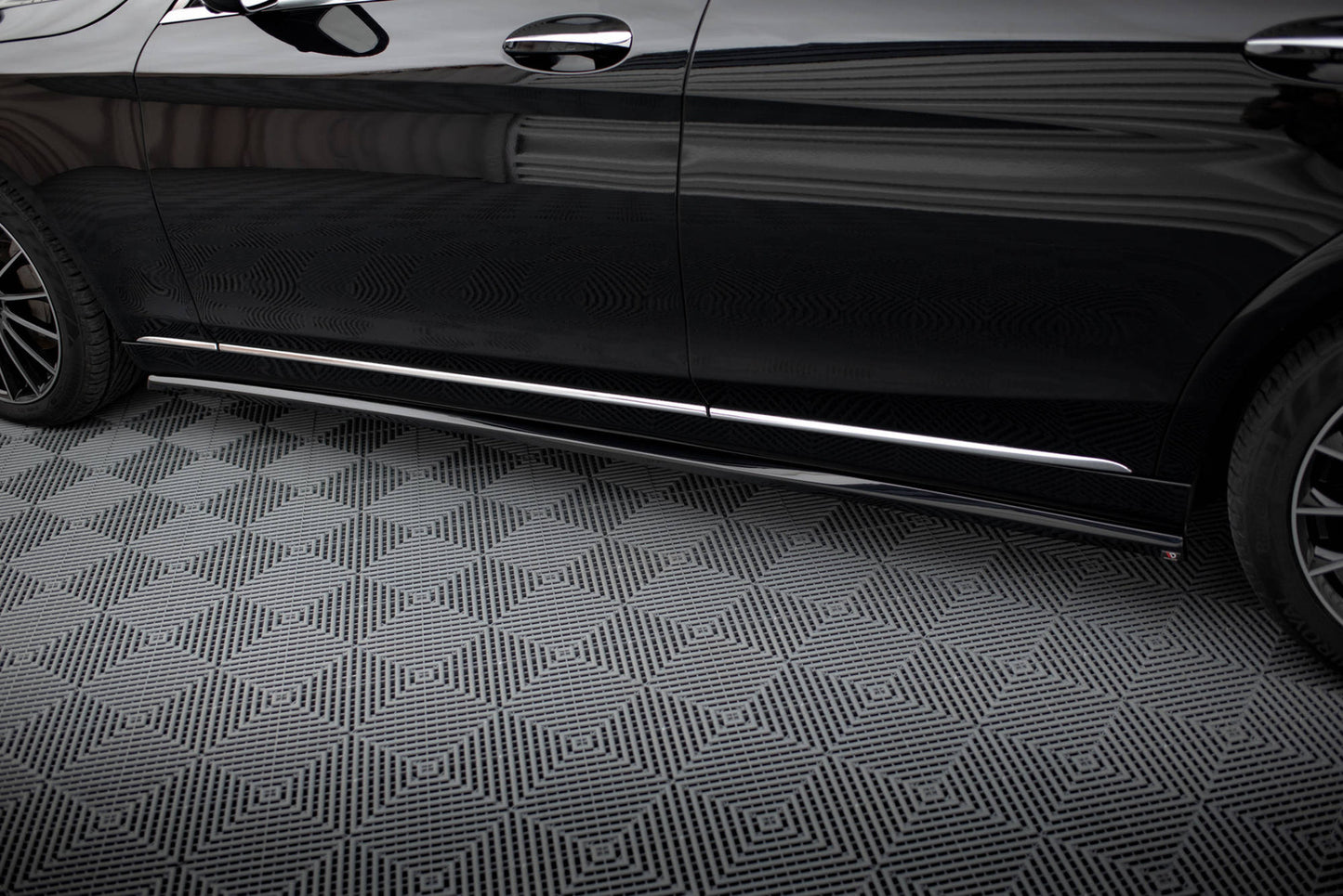 Zestaw Splitterów Maxton Design Mercedes S W222 Standard