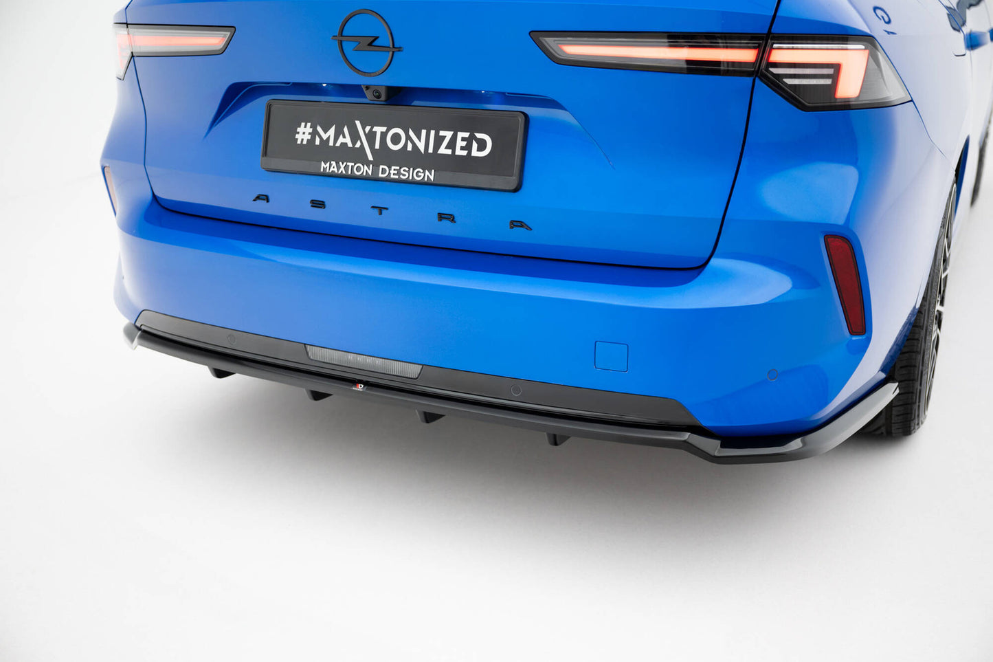 Zestaw Splitterów Maxton Opel Astra L Sports Tourer MK6