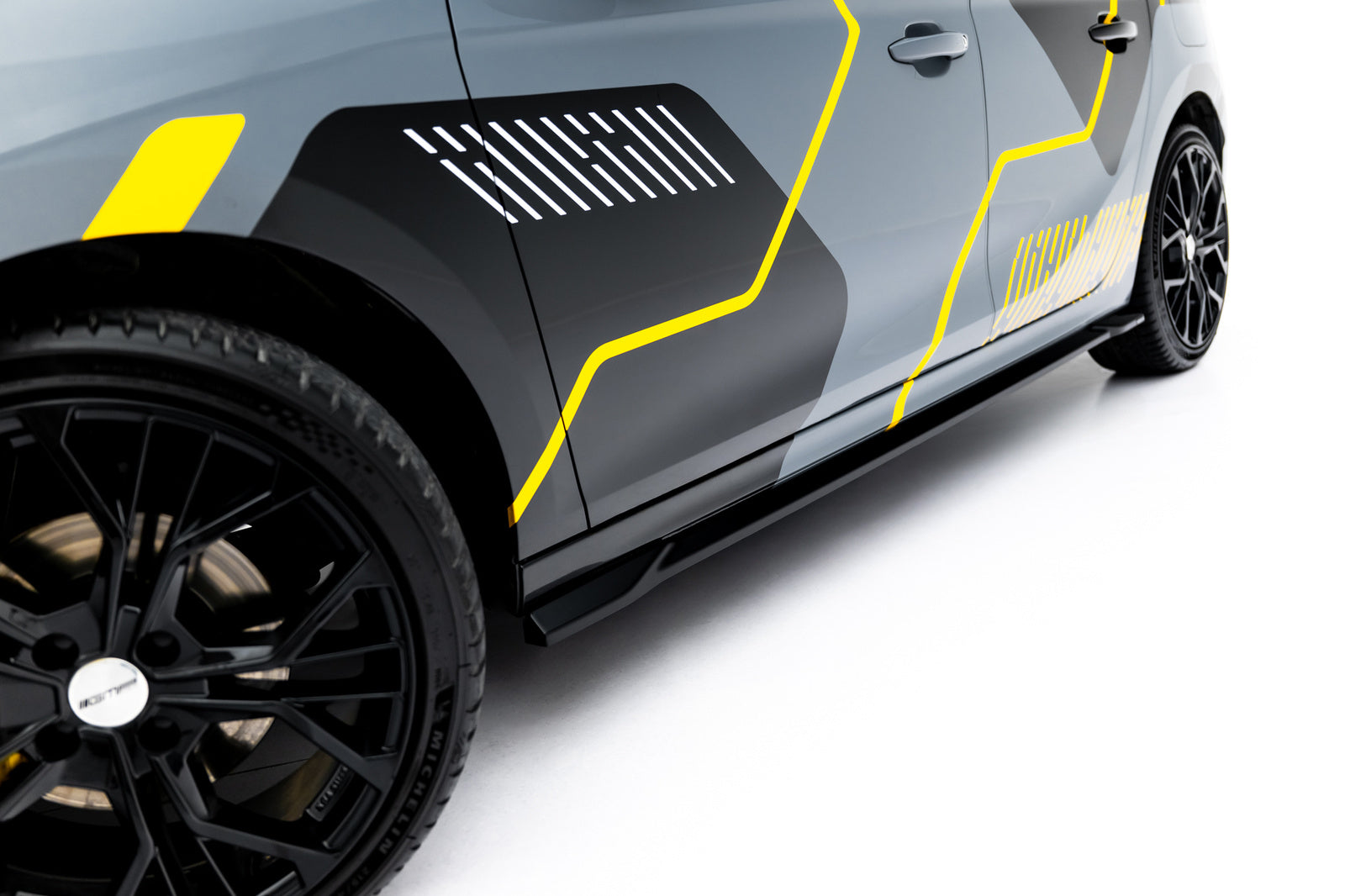 Zestaw Splitterów Maxton Opel Corsa F Facelift