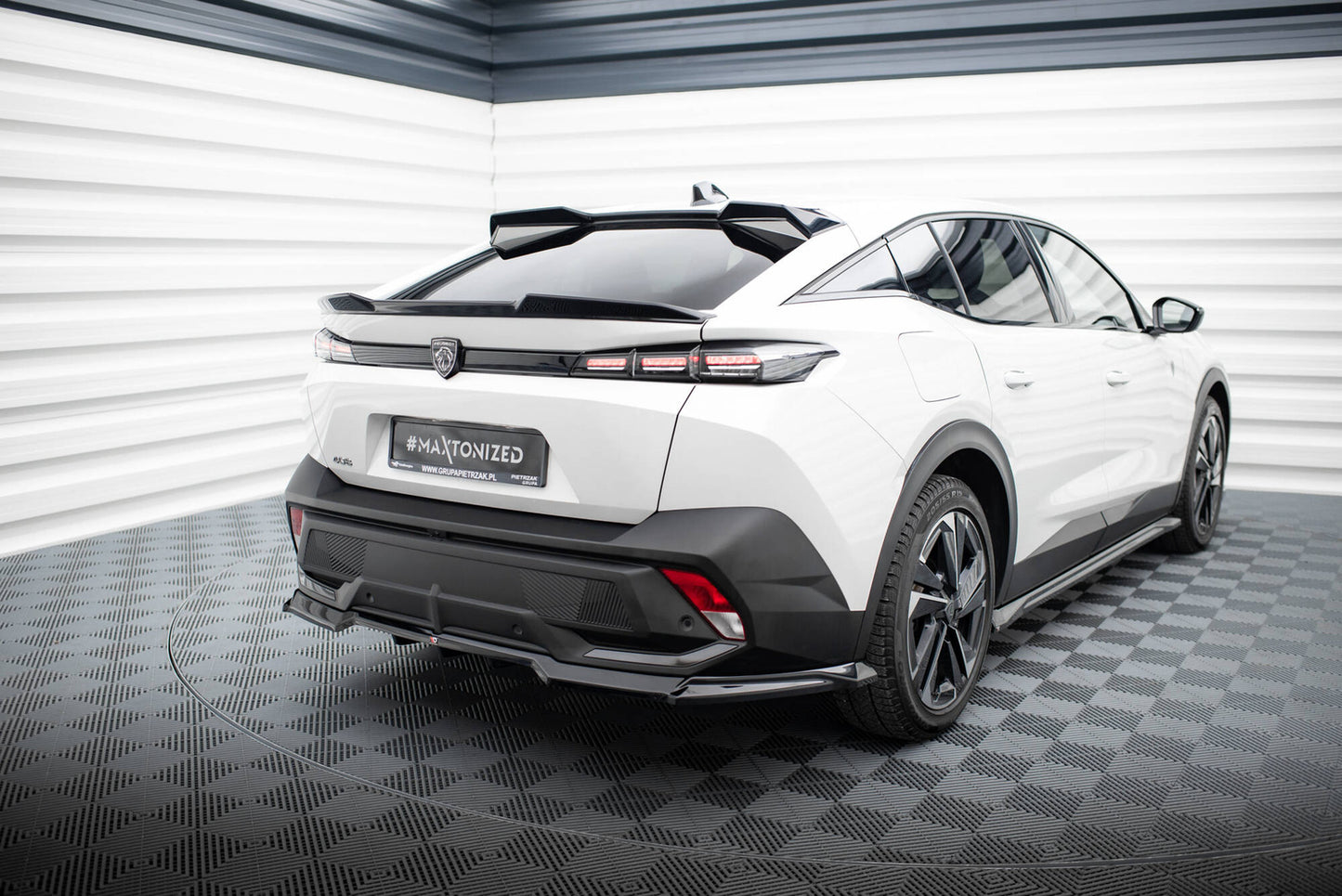 Zestaw Splitterów Maxton Design Peugeot 408 Mk1 (2022-)