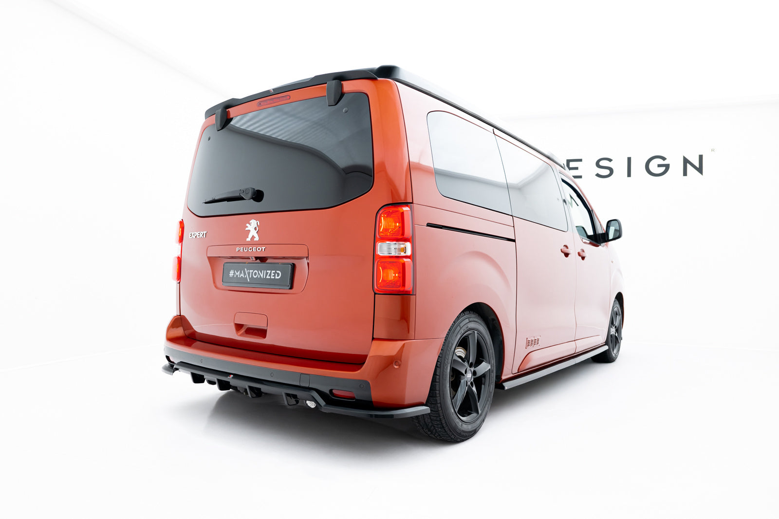 Zestaw Splitterów Maxton Design Peugeot Expert Mk3