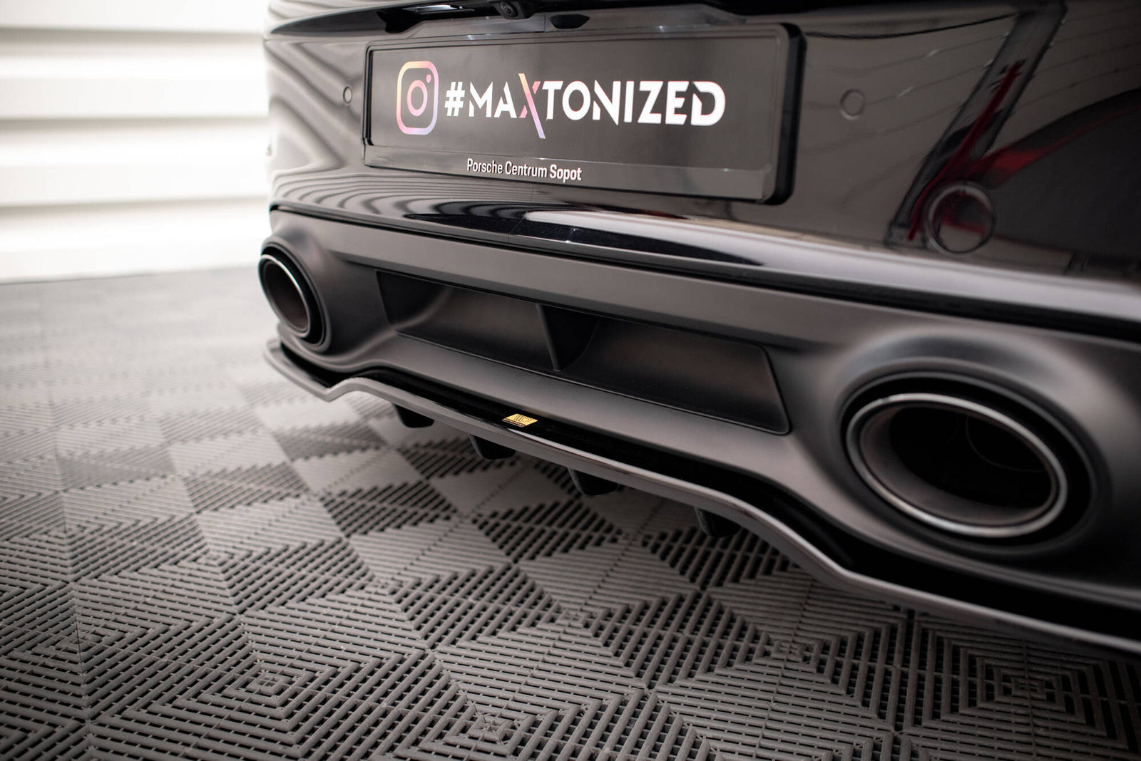 Zestaw Splitterów Maxton Design Porsche 911 Turbo S 992