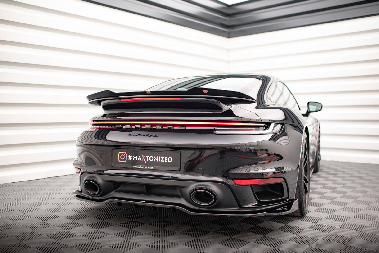 Zestaw Splitterów Maxton Design Porsche 911 Turbo S 992