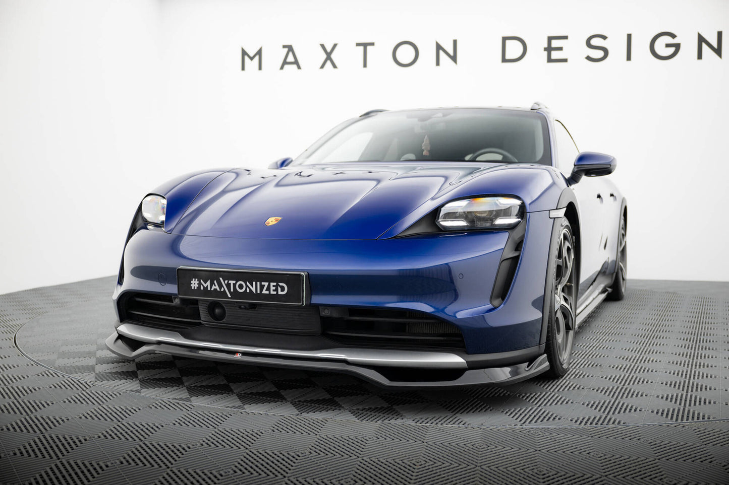 Zestaw Splitterów Maxton Porsche Taycan Cross Turismo 4S