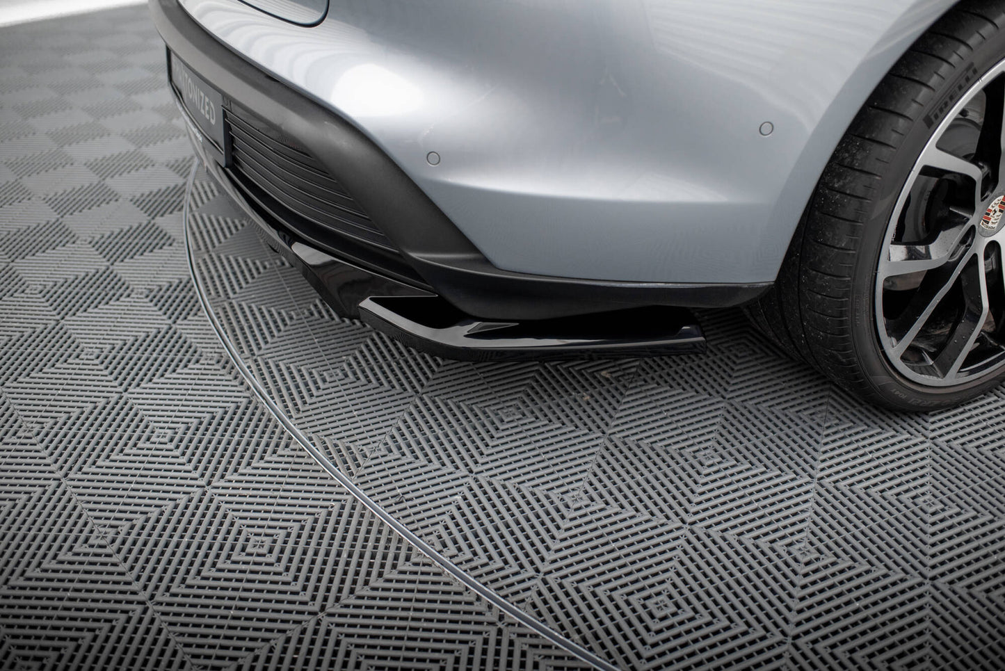 Splittery Maxton Design Porsche Taycan Mk1 (2019-2024)