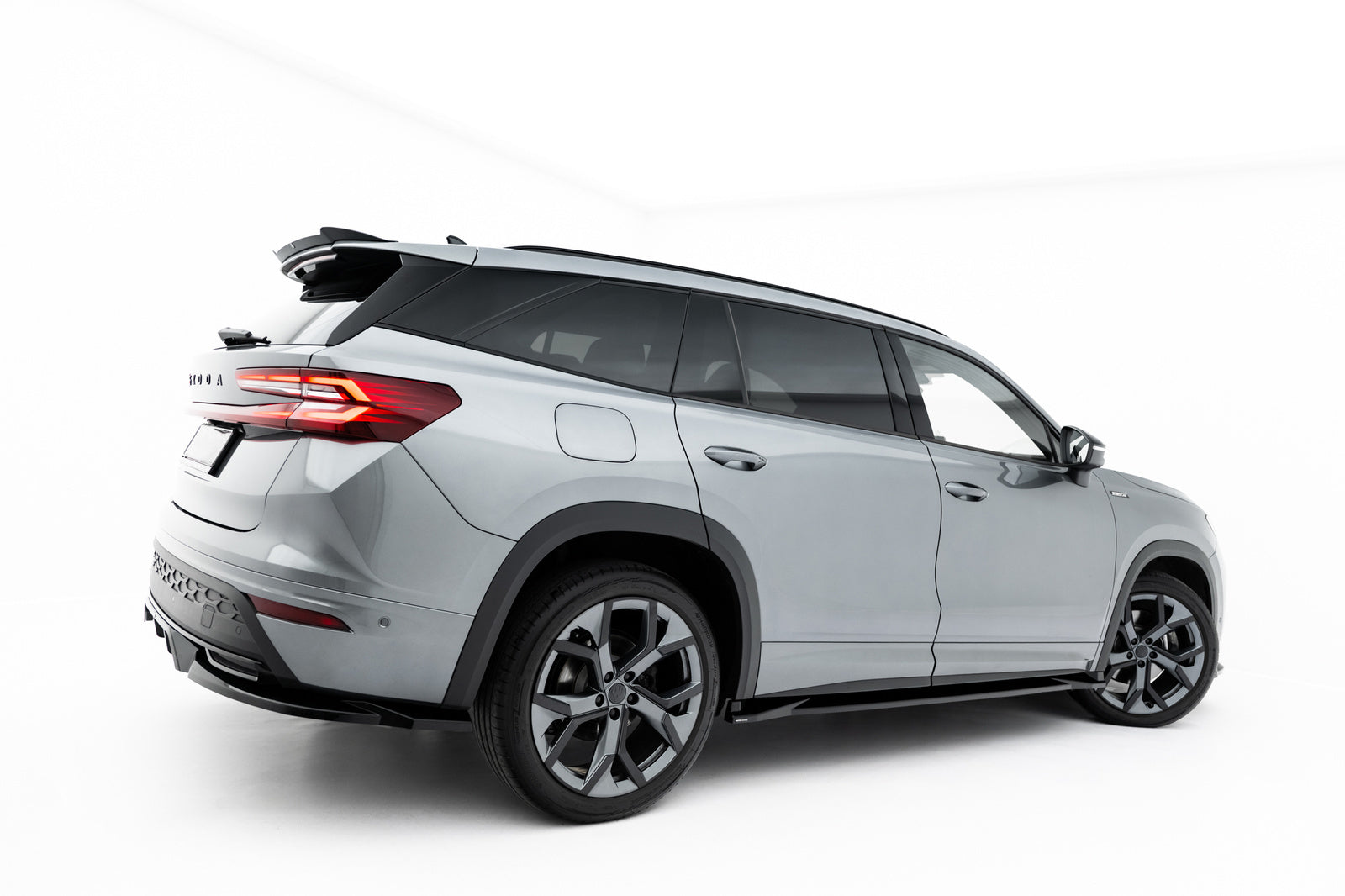 Zestaw Splitterów Maxton Design Skoda Kodiaq Sportline Mk2