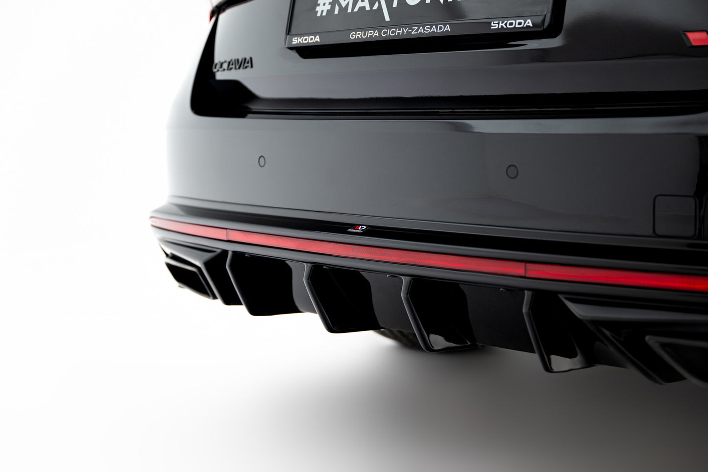 Zestaw Splitterów Maxton Skoda Octavia RS Liftback Mk4 FL