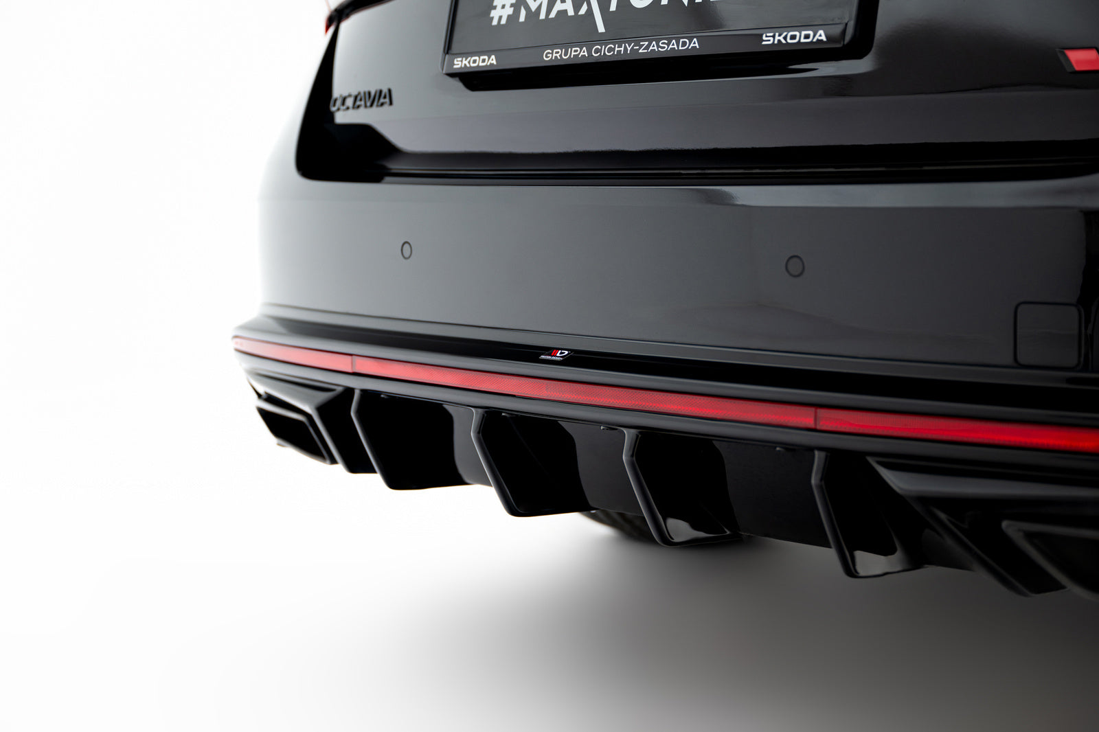 Zestaw Splitterów Maxton Skoda Octavia RS Liftback Mk4 FL