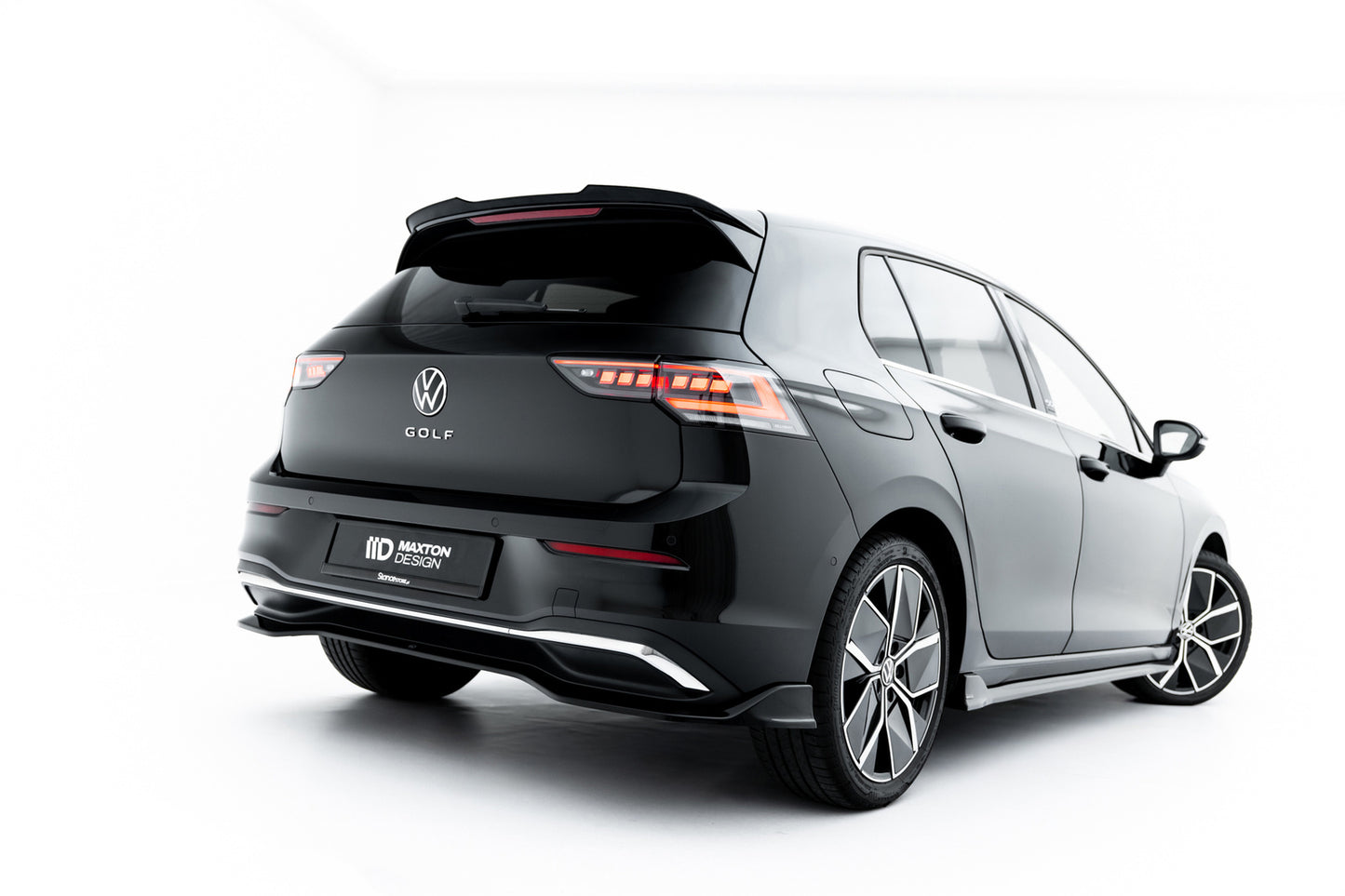 Zestaw Splitterów Maxton Design Volkswagen Golf Mk8 Facelift