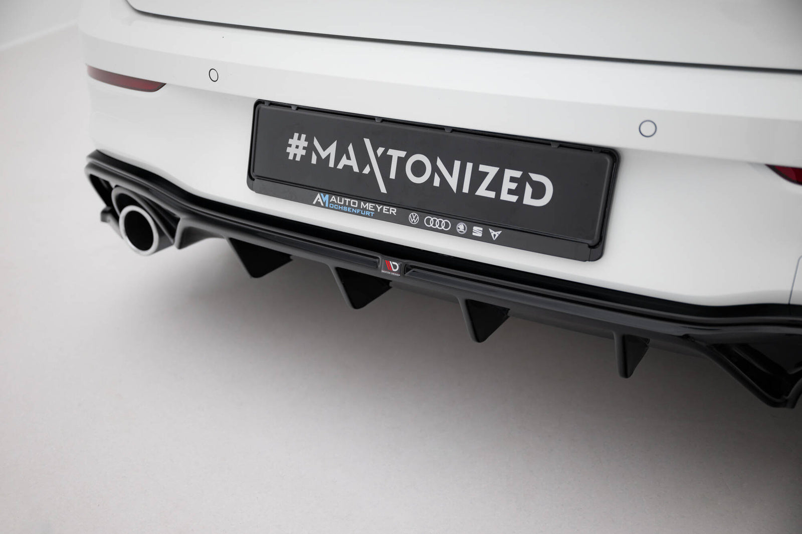 Zestaw Splitterów V.2 Volkswagen Golf GTI Mk8 Facelift Maxton