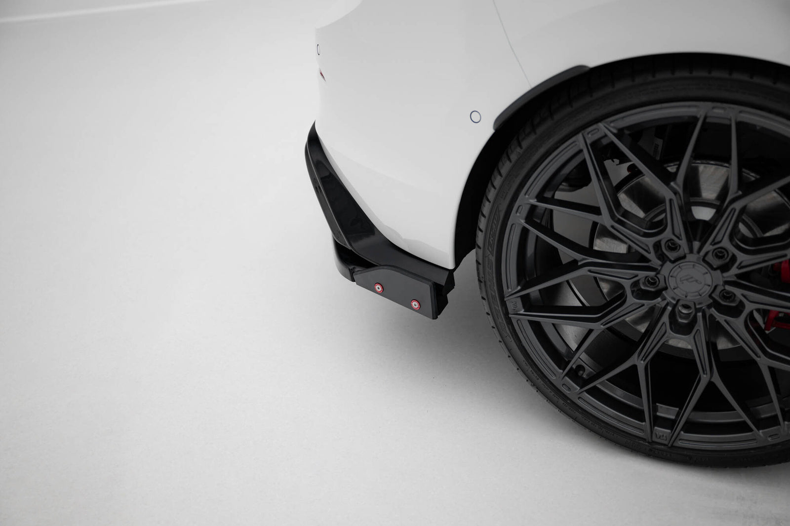 Zestaw Splitterów V.2 Volkswagen Golf GTI Mk8 Facelift Maxton
