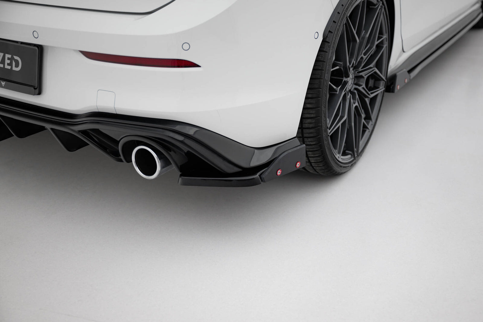 Zestaw Splitterów V.2 Volkswagen Golf GTI Mk8 Facelift Maxton