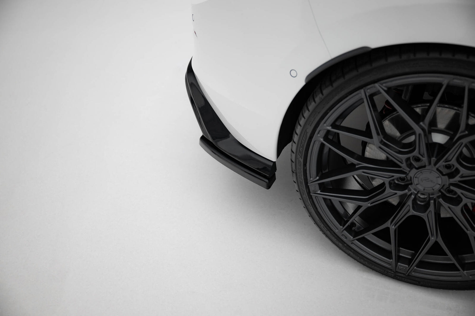 Zestaw Splitterów V.3 Maxton Design VW Golf GTI Mk8 Facelift