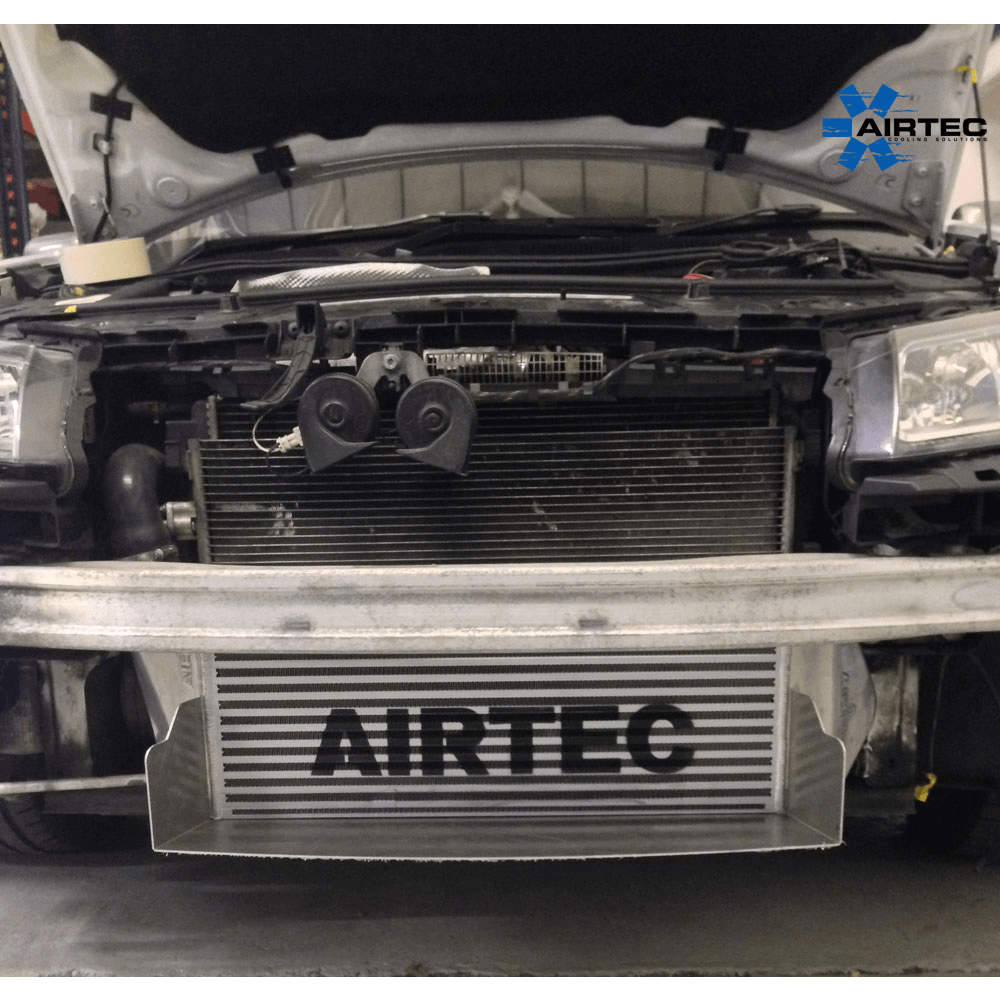 AIRTEC Motorsport Intercooler do Renault Megane 2 225 i R26