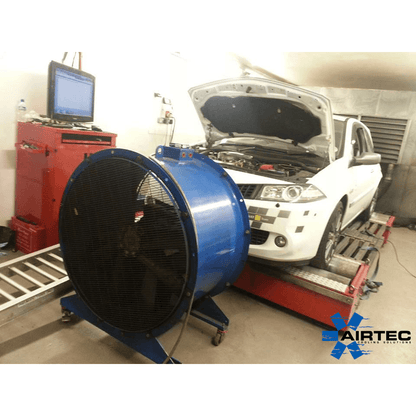 AIRTEC Motorsport Intercooler do Renault Megane 2 225 i R26 (5)