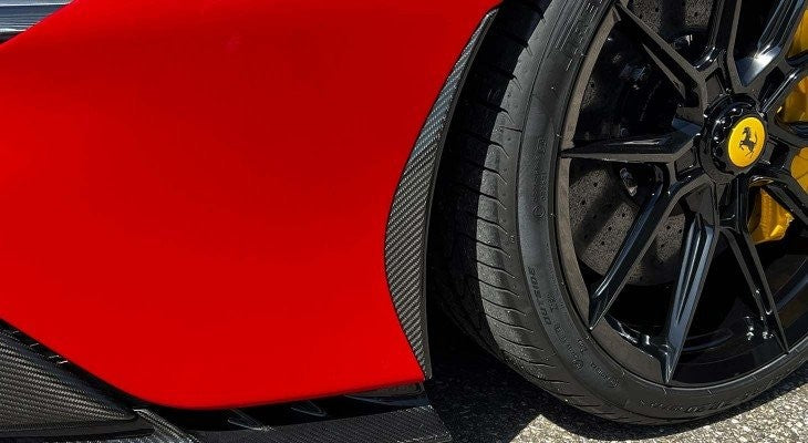 NOVITEC Dokladki przedniego zderzaka carbon (komplet 2 szt.) - Ferrari SF90